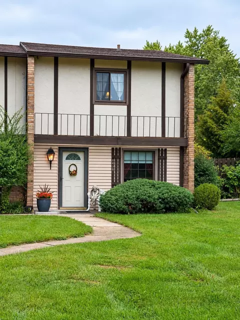 4438 Pepper Dr, Rockford, IL 61114