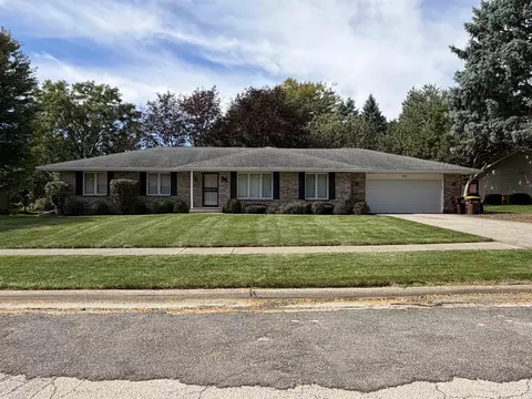 1842 Madron Rd, Rockford, IL 61107