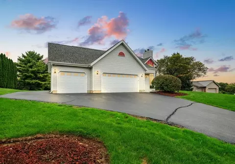 Exterior - 3910 Mockingbird Ln, Byron, IL 61010 photo 8 of 11