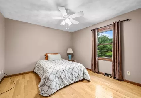 Bedroom - 3910 Mockingbird Ln, Byron, IL 61010 photo 3 of 7