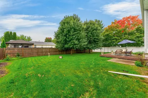 Exterior - 524 Merilot Dr, Roscoe, IL 61073 photo 8 of 8