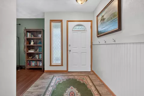 Entry Way - 524 Merilot Dr, Roscoe, IL 61073 photo 1 of 2