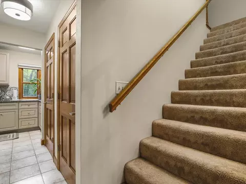 Entry Way - 7511 Grace Dr, Roscoe, IL 61073 photo 3 of 4
