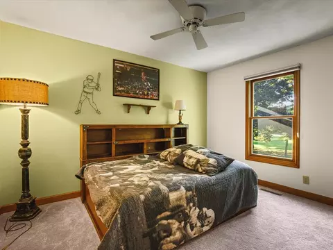 Bedroom - 7511 Grace Dr, Roscoe, IL 61073 photo 6 of 7