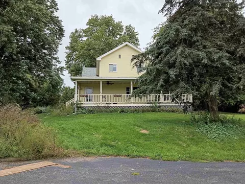 8503 W Babbs Grove Rd, Pearl City, IL 61062
