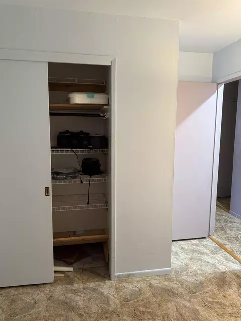 Other - 1404 Winter Dr, Freeport, IL 61032 photo 5 of 11