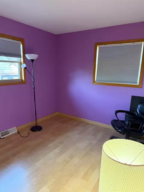 Bedroom - 1404 Winter Dr, Freeport, IL 61032 photo 3 of 4