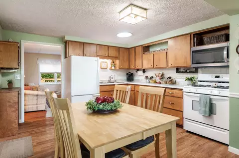Kitchen - 5591 Reimer Dr, Roscoe, IL 61073 photo 1 of 2
