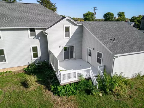 Exterior - 16108 Anderson Rd, Pecatonica, IL 61063 photo 3 of 6