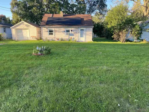 1028 Talmadge Ave, Machesney Park, IL 61115