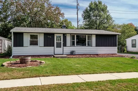 7435 Mildred Rd, Machesney Park, IL 61115