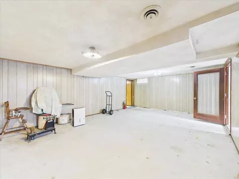 Other - 406 N Oak Ln, Dixon, IL 61021 photo 10 of 11