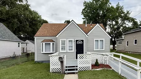 2642 Hanson St, Rockford, IL 61109