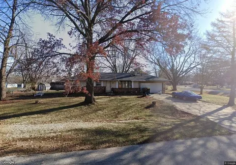 10605 Norman Ave, Machesney Park, IL 61115