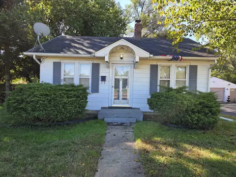 2010 Custer Ave, Rockford, IL 61103