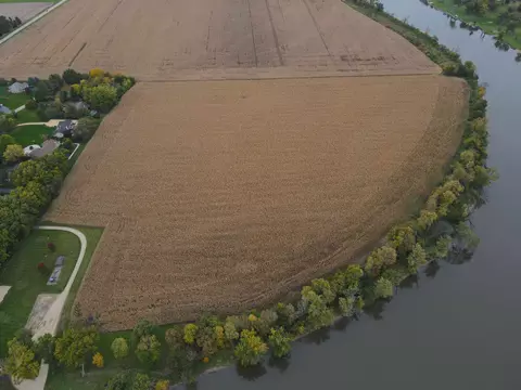 000 Rivers Bend Rd, Roscoe, IL 61073 photo 22