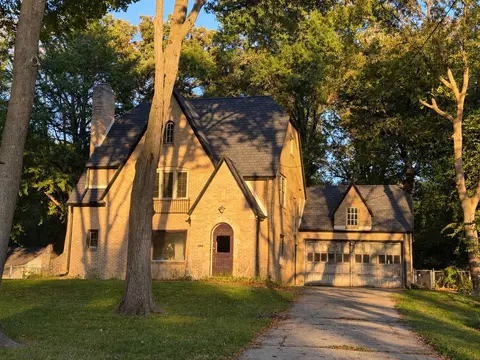 4565 Spring Brook Rd, Rockford, IL 61114
