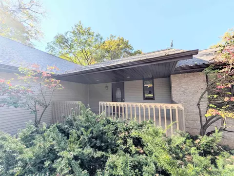 Exterior - 481 Marstonmoor Rd, Lake Summerset, IL 61019 photo 2 of 8