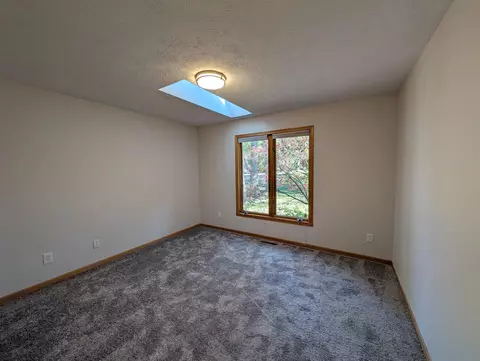 Bedroom - 481 Marstonmoor Rd, Lake Summerset, IL 61019 photo 5 of 6