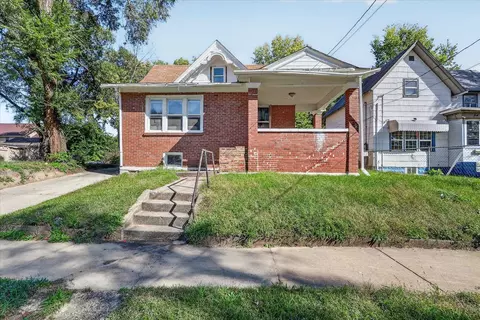 918 S 3rd St, Rockford, IL 61104