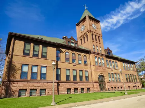 411 Prospect St #208, Galena, IL 61036