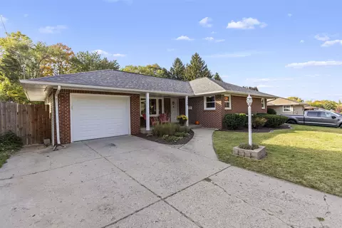 2359 Wisconsin Rd, Rockford, IL 61108