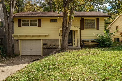 314 Morningside Dr, Rockford, IL 61108