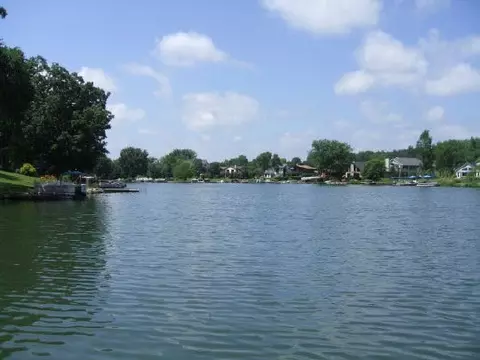 20 Delburne, Lake Summerset, IL 61019 photo 4