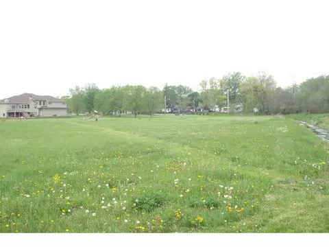 626 Genoa St, Cherry Valley, IL 61016 photo 6