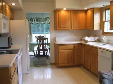 785 Gainsboro, Lake Summerset, IL 61019 photo 3