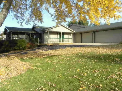 563 Baintree Rd, Lake Summerset, IL 61019 photo 1