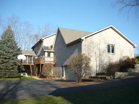 10048 Pamela Dr, Roscoe, IL 61073 photo 11