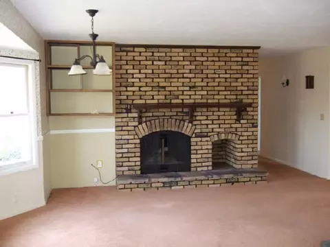 5684 Thompson, Roscoe, IL 61073 photo 5