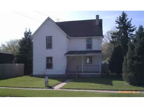 116 4th St E, Byron, IL 61010 photo 1