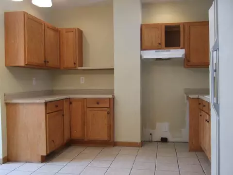 116 4th St E, Byron, IL 61010 photo 9