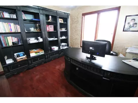 12376 Dunham Dr, Roscoe, IL 61073 photo 3