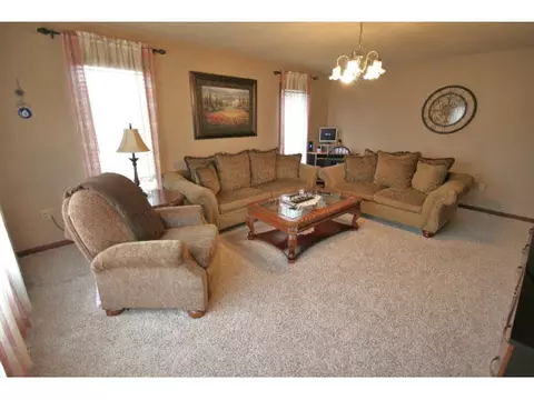 12376 Dunham Dr, Roscoe, IL 61073 photo 7