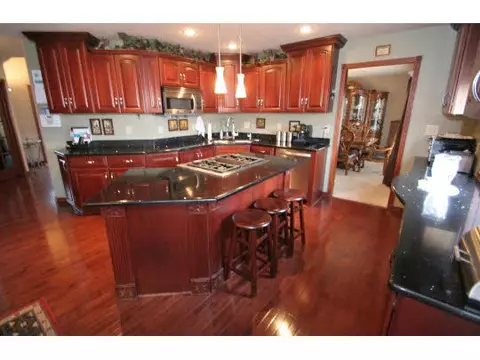 12376 Dunham Dr, Roscoe, IL 61073 photo 6