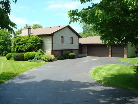 11696 Southgate, Roscoe, IL 61073 photo 1