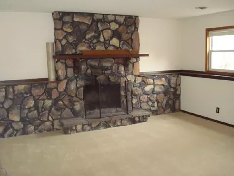 11708 Cedarbrook Rd, Roscoe, IL 61073 photo 6