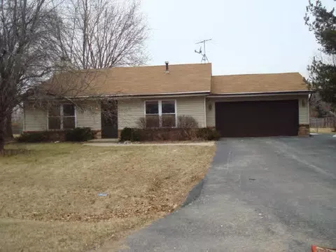 11708 Cedarbrook Rd, Roscoe, IL 61073 photo 1
