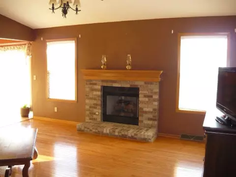 608 Willow Bend Dr, Davis Junction, IL 61020 photo 8