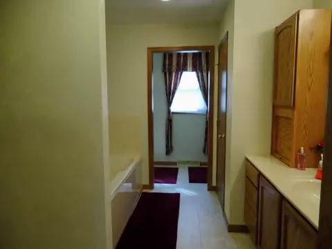 9840 Olson Rd, Beloit, WI 53511 photo 6