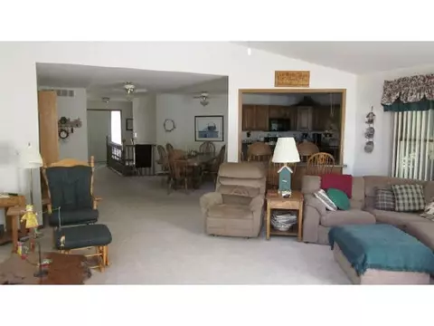 1436 Pier Dr, Lake Summerset, IL 61019 photo 7