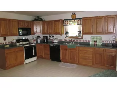 1436 Pier Dr, Lake Summerset, IL 61019 photo 2