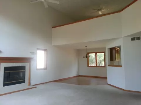10334 Geneva Dr, Roscoe, IL 61073 photo 2