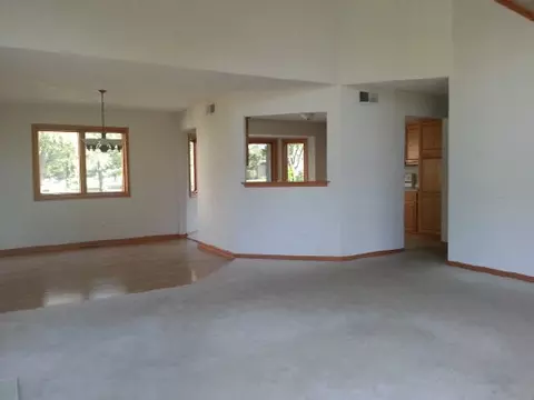 10334 Geneva Dr, Roscoe, IL 61073 photo 3