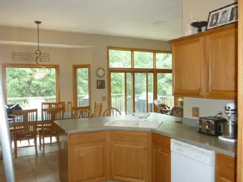 10506 Ray Dr, Roscoe, IL 61073 photo 7