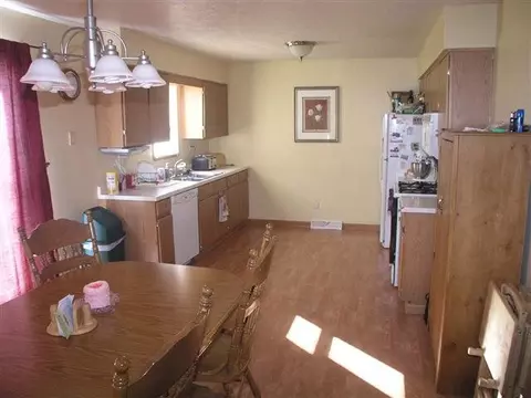 235 Rainbow Dr, Capron, IL 61012 photo 4
