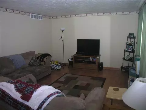 235 Rainbow Dr, Capron, IL 61012 photo 2